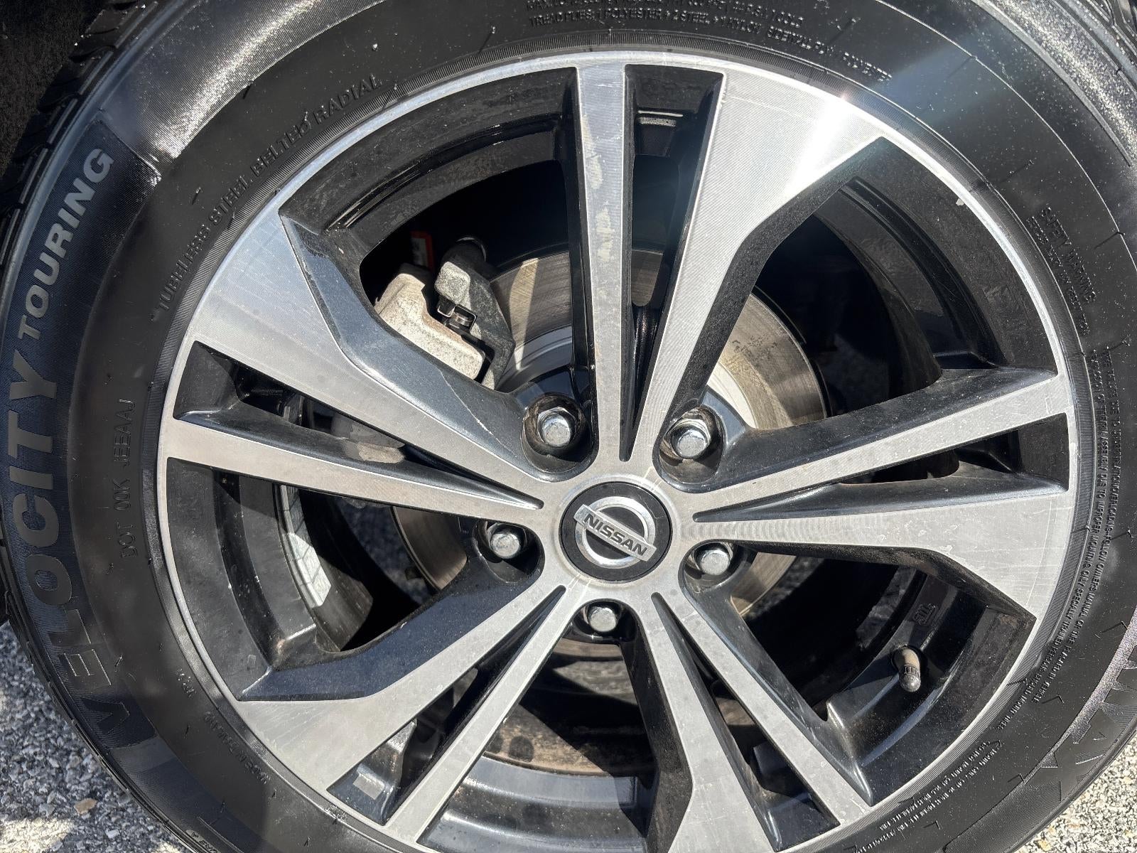 2020 Nissan Sentra SV CVT