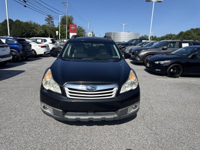 2011 Subaru Outback 2.5i Premium Automatic w/All-Weather Pkg and Power Moonroof Pkg