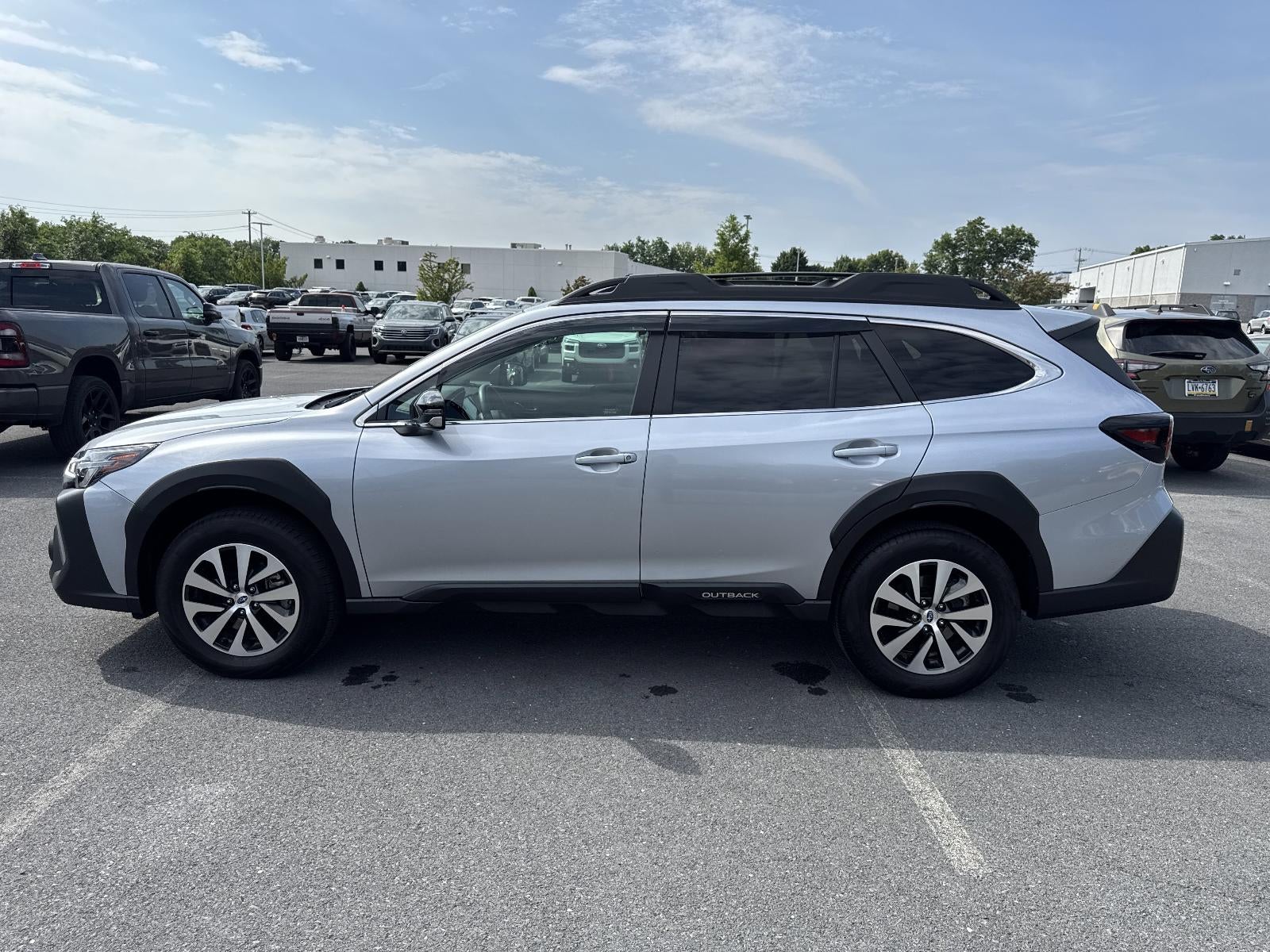 2025 Subaru Outback Premium AWD