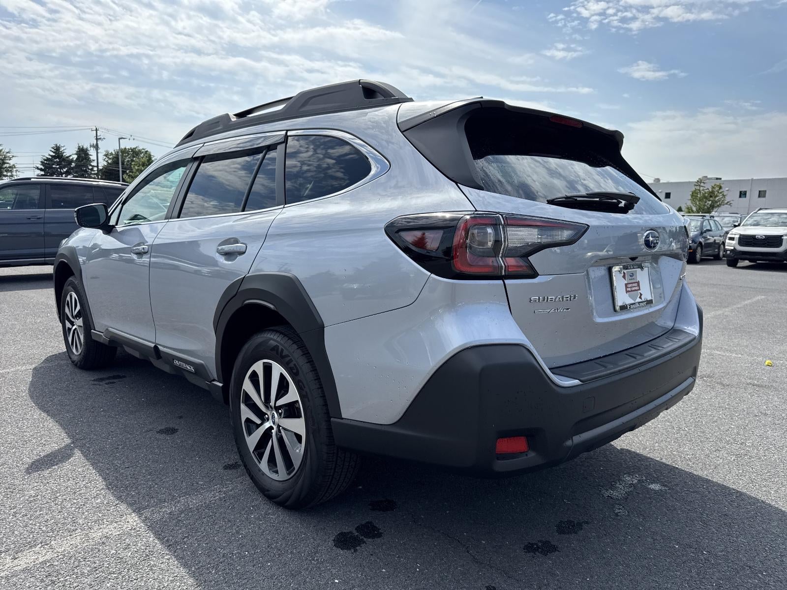 2025 Subaru Outback Premium AWD