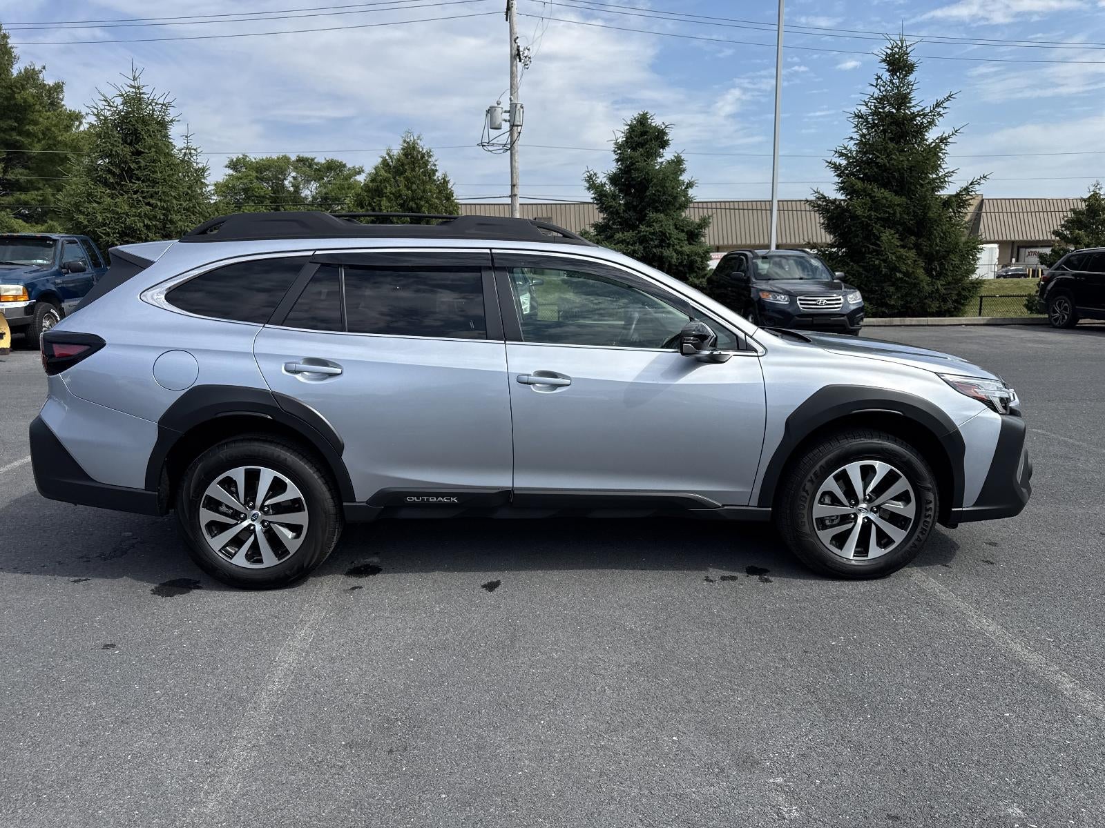 2025 Subaru Outback Premium AWD