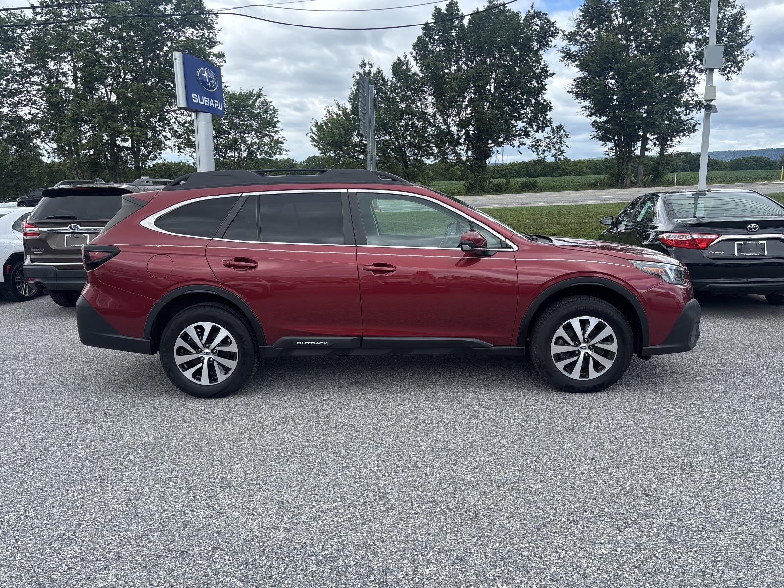 2022 Subaru Outback Premium CVT