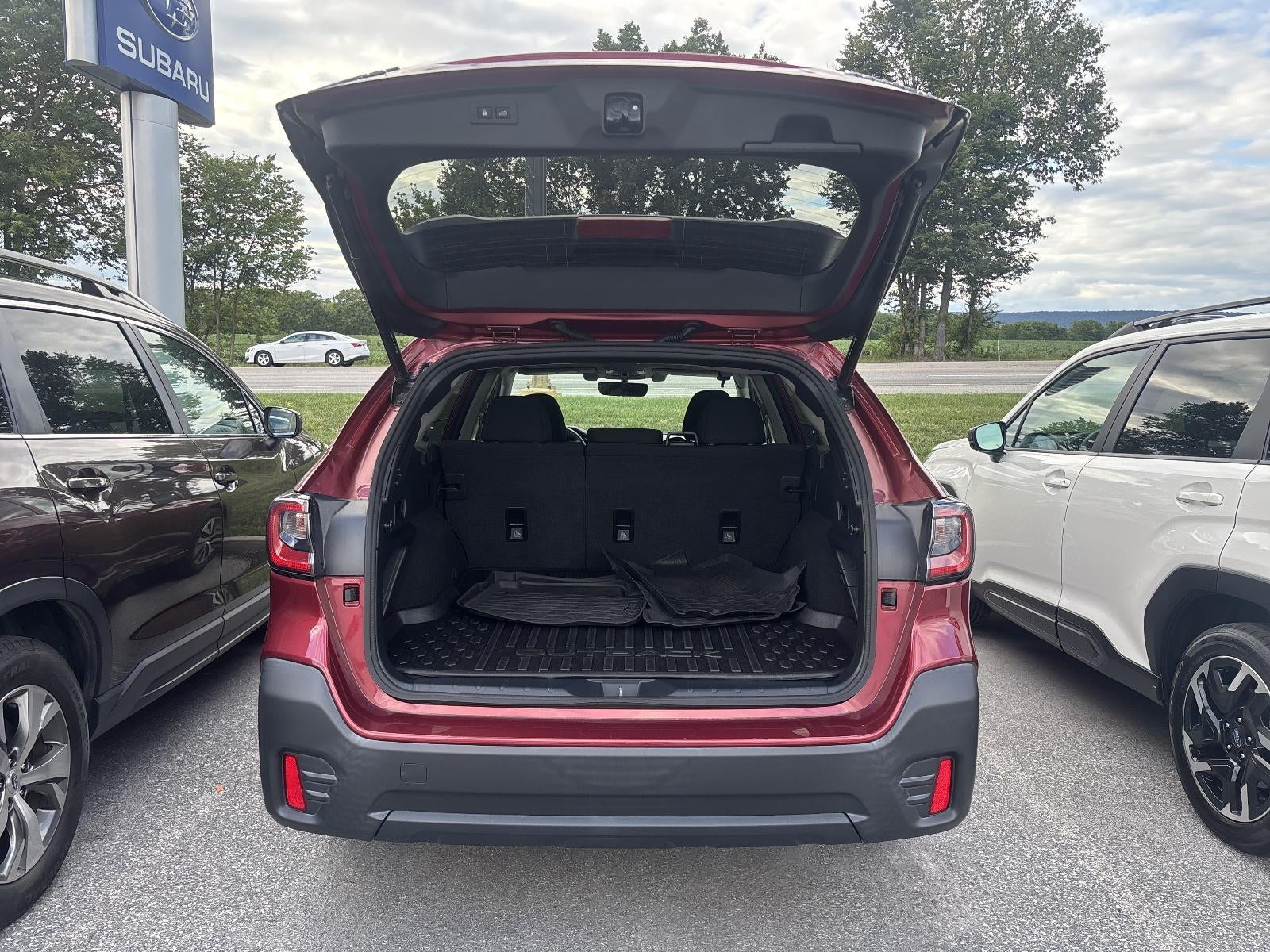 2022 Subaru Outback Premium CVT