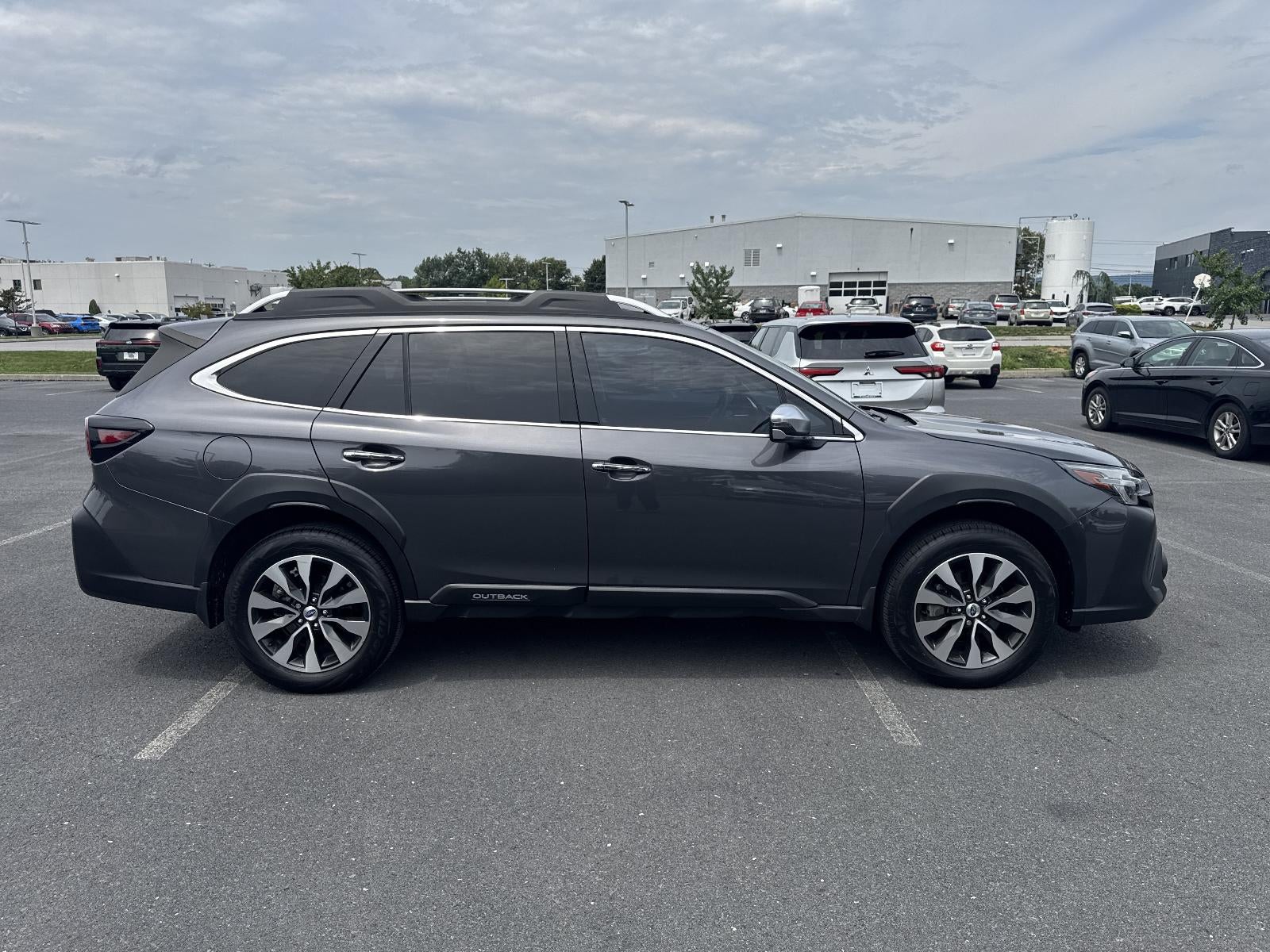 2023 Subaru Outback Touring CVT