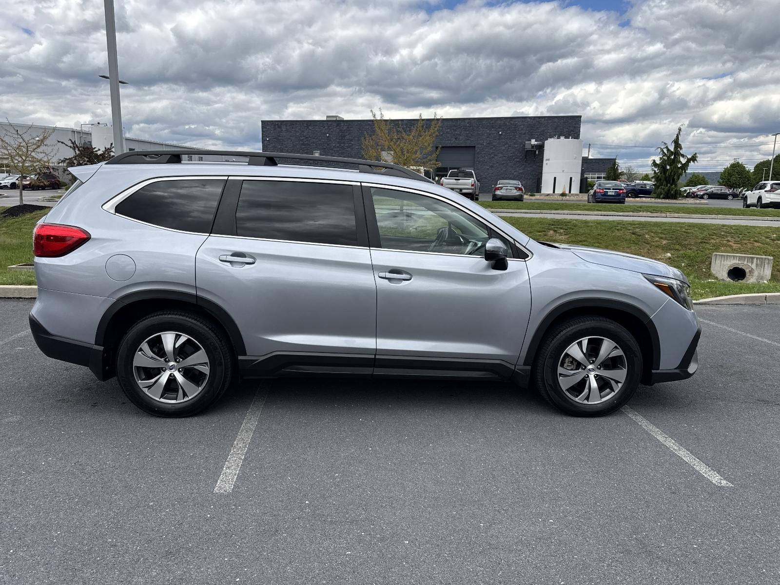 2023 Subaru Ascent Premium 8-Passenger