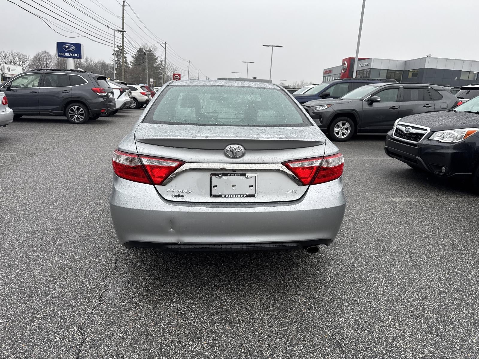 2017 Toyota Camry SE Auto (SE)