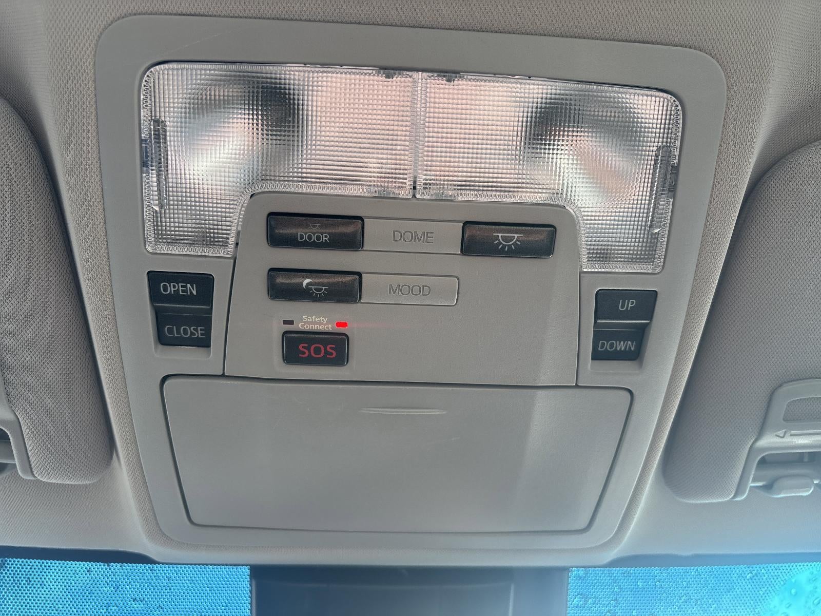 2017 Toyota Avalon Limited (Natl)