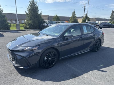 2025 Toyota Camry SE (SE)