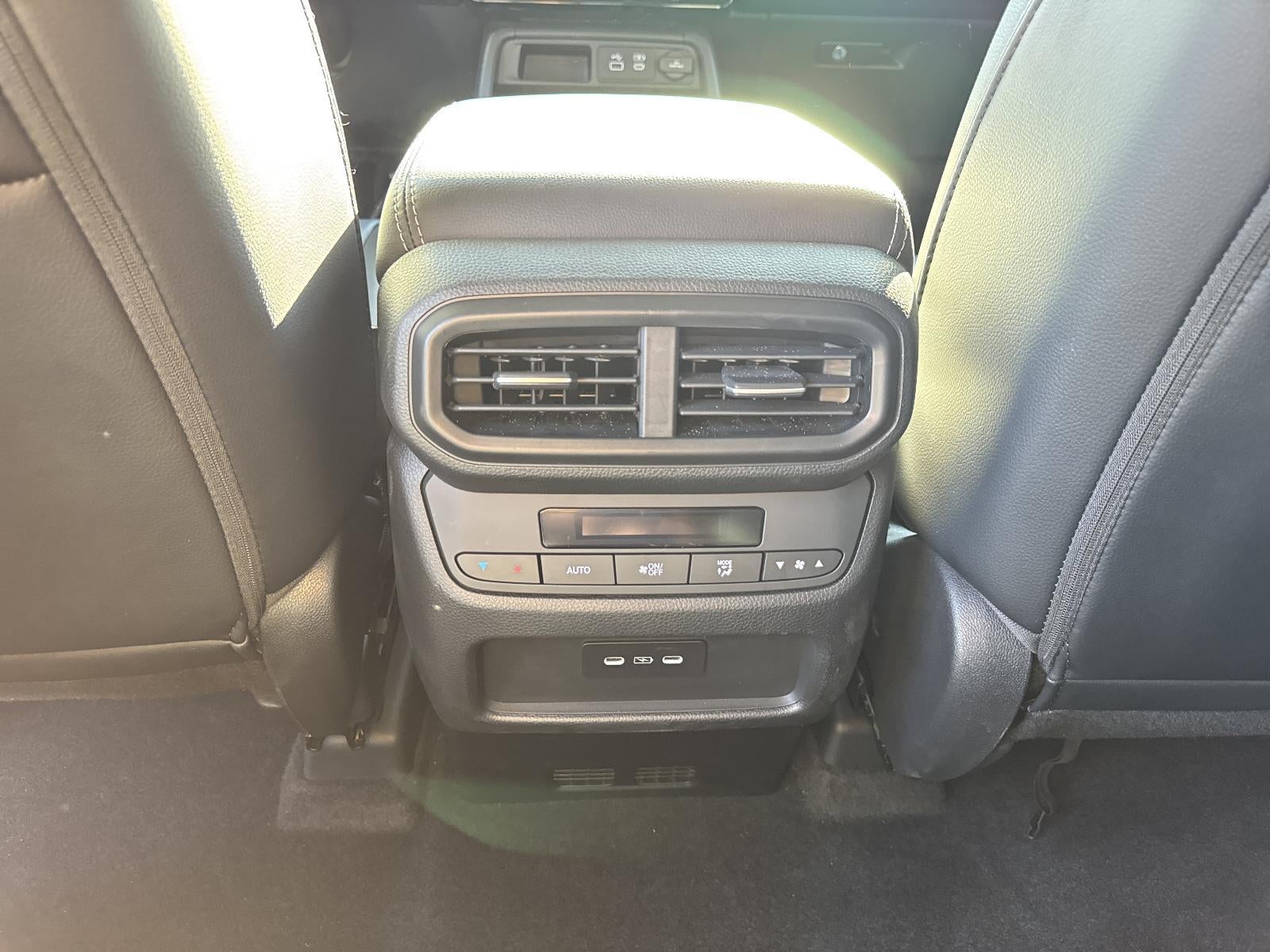 2025 Honda Pilot Touring AWD
