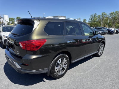 2017 Nissan Pathfinder 4x4 SV