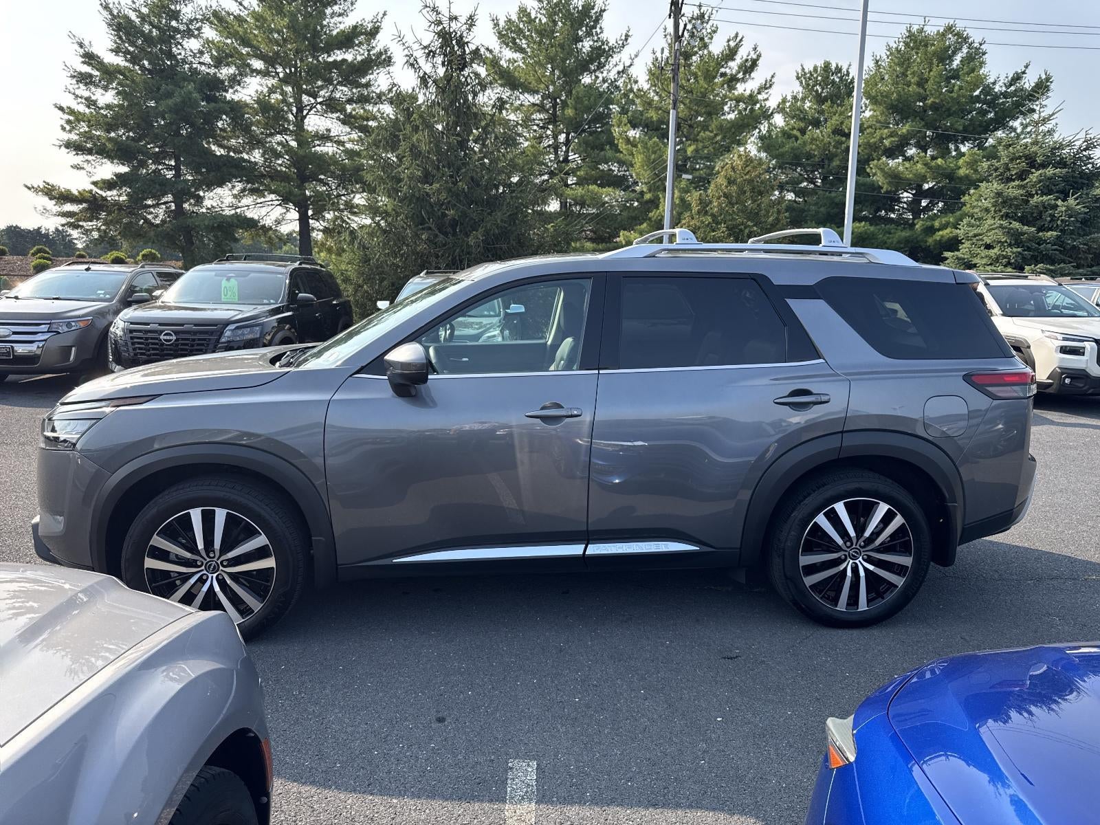2024 Nissan Pathfinder Platinum 4WD