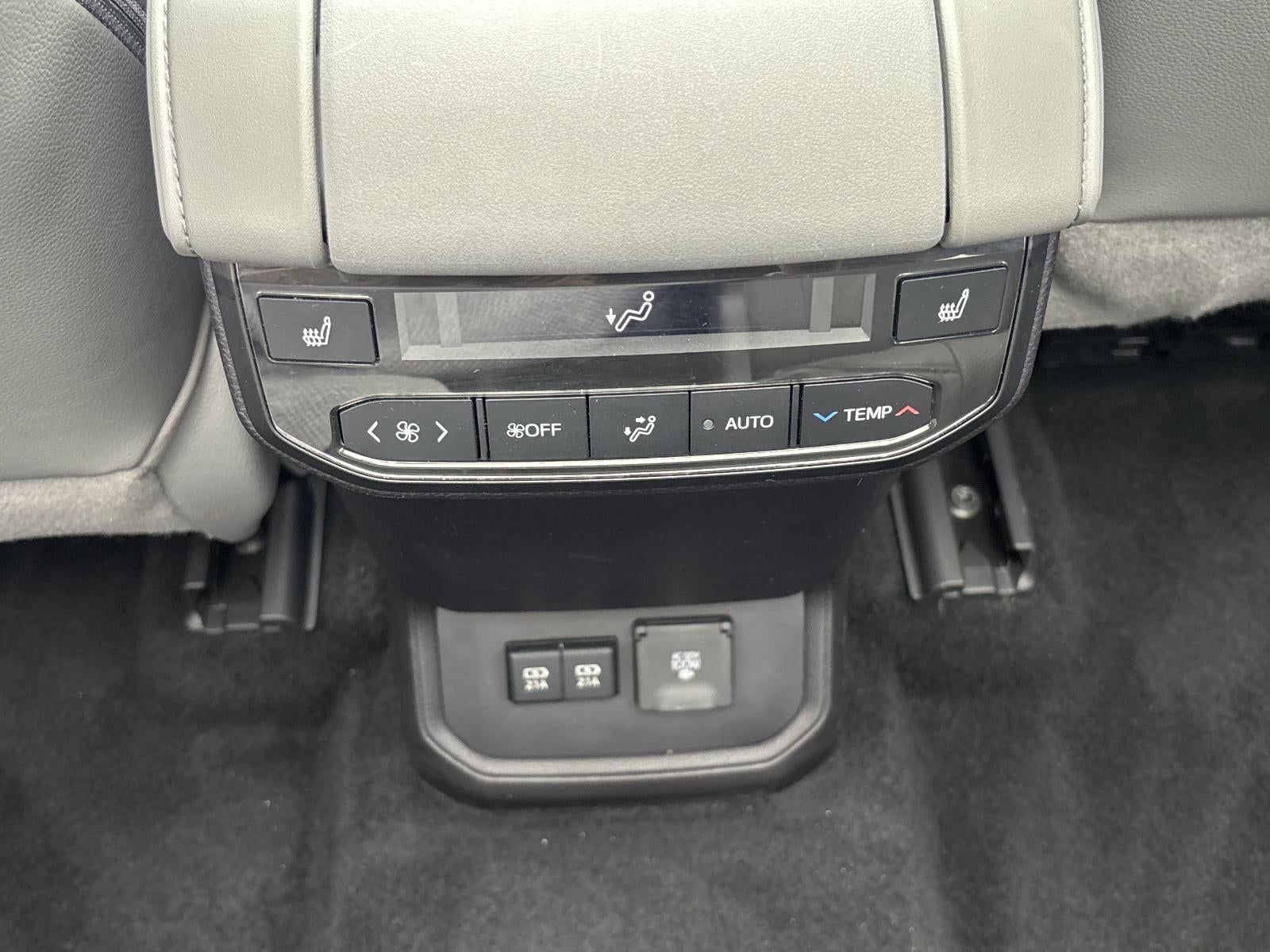 2021 Toyota Highlander Platinum AWD (Natl)