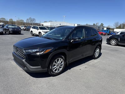 2022 Toyota Corolla Cross LE 4WD (Natl)