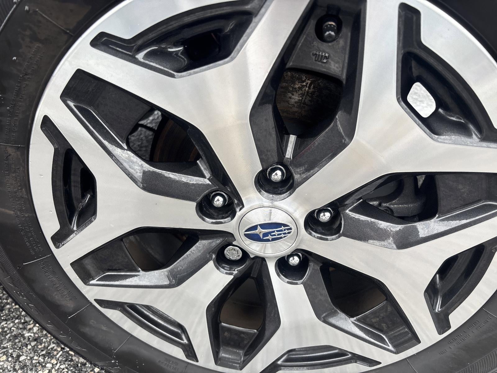 2024 Subaru Forester Premium AWD