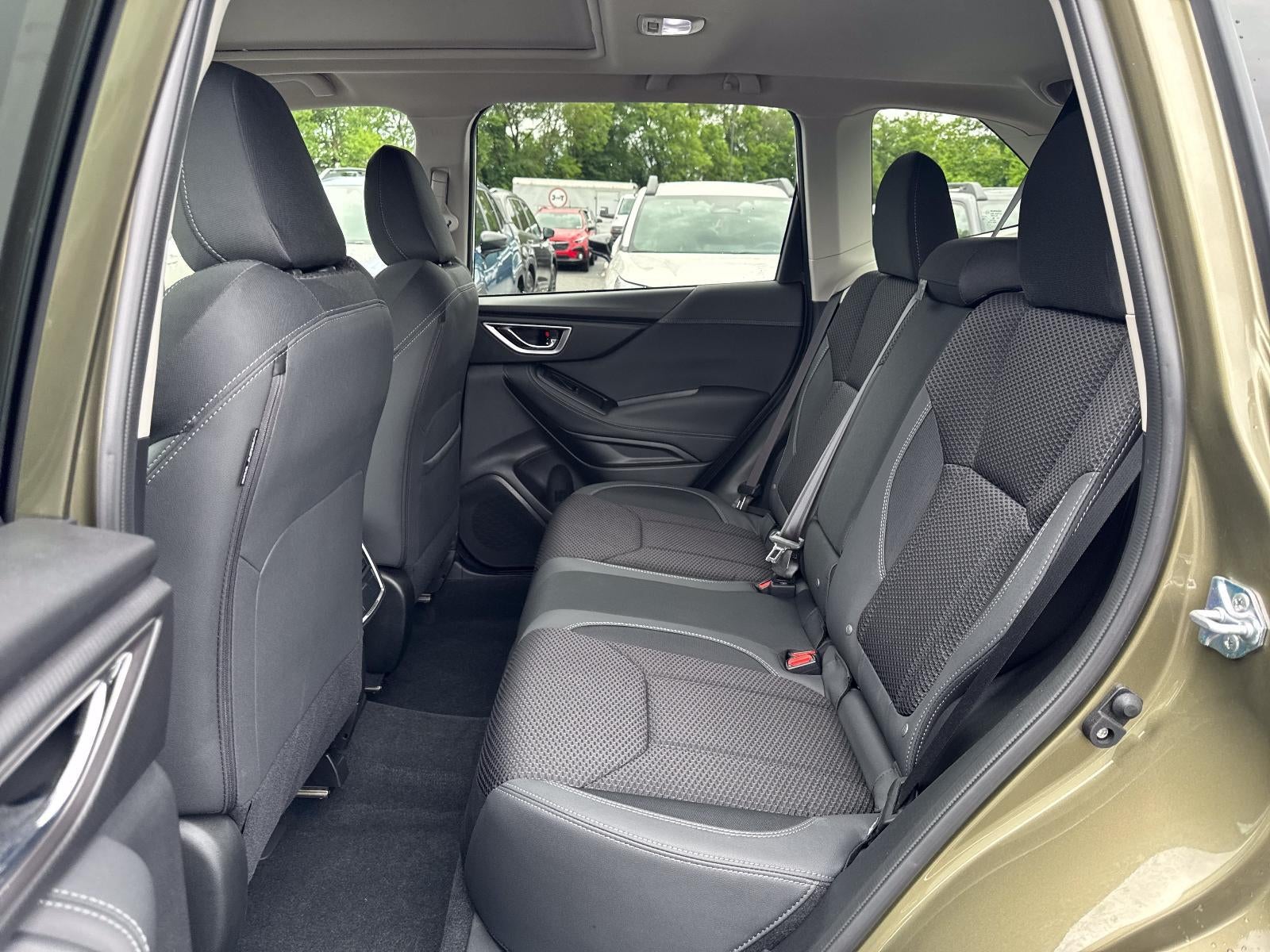 2024 Subaru Forester Premium AWD
