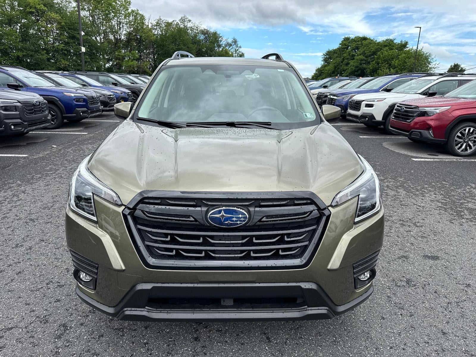 2024 Subaru Forester Premium AWD