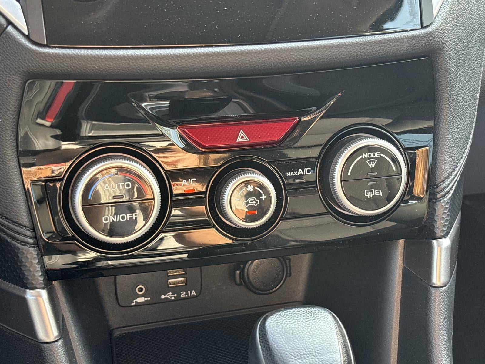 2023 Subaru Forester Premium CVT