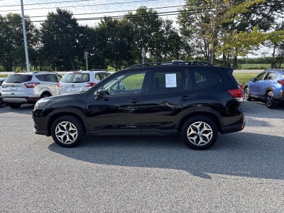 2023 Subaru Forester Premium CVT