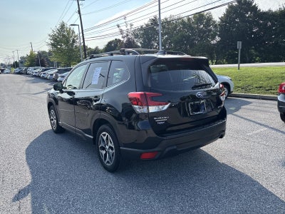 2023 Subaru Forester Premium CVT