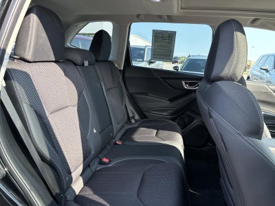 2023 Subaru Forester Premium CVT
