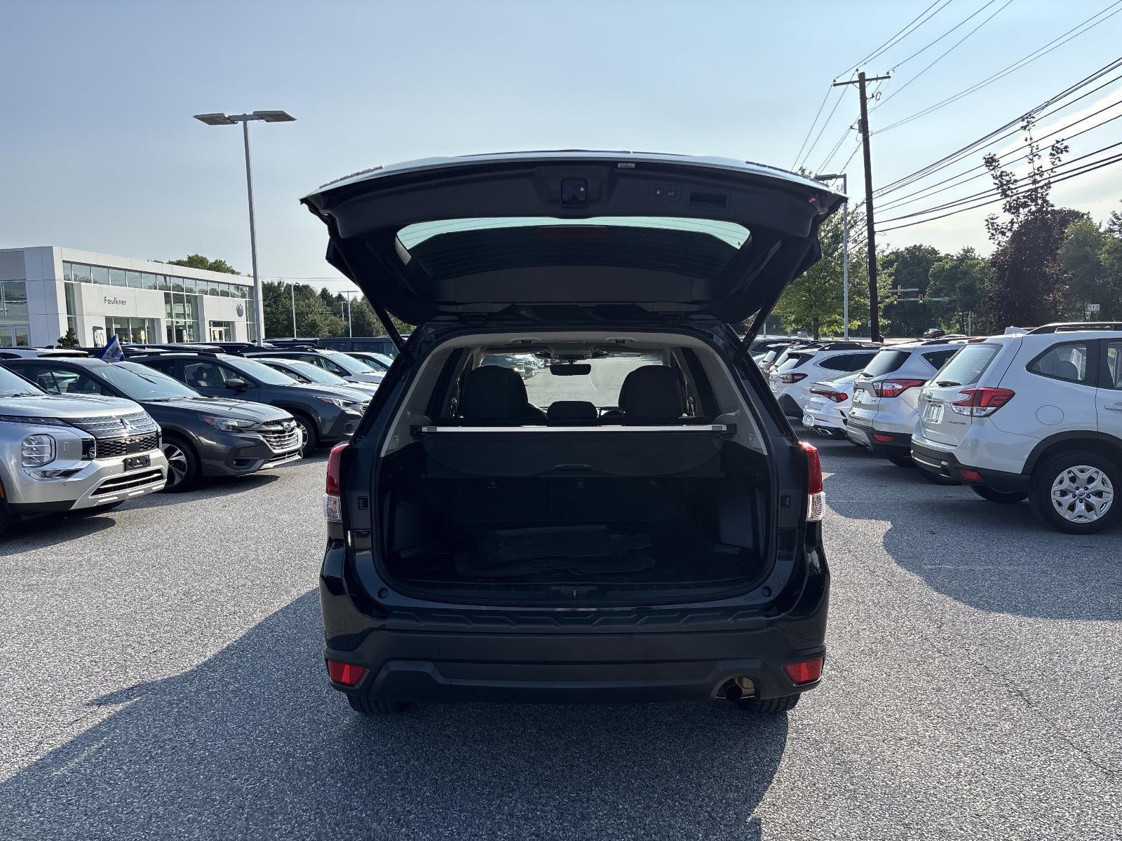 2023 Subaru Forester Premium CVT