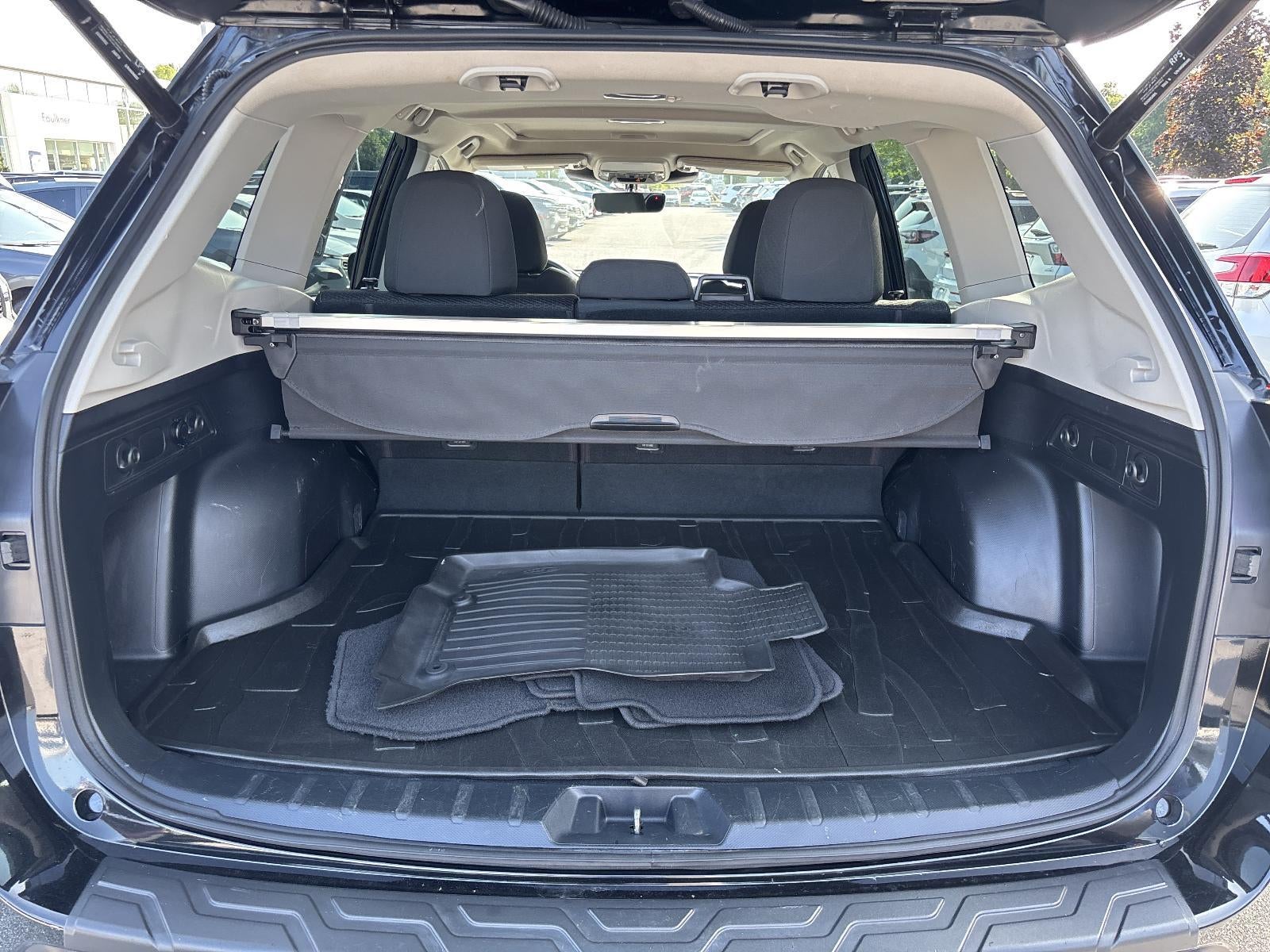 2023 Subaru Forester Premium CVT