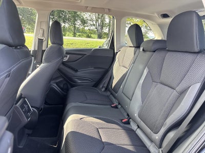 2023 Subaru Forester Premium CVT