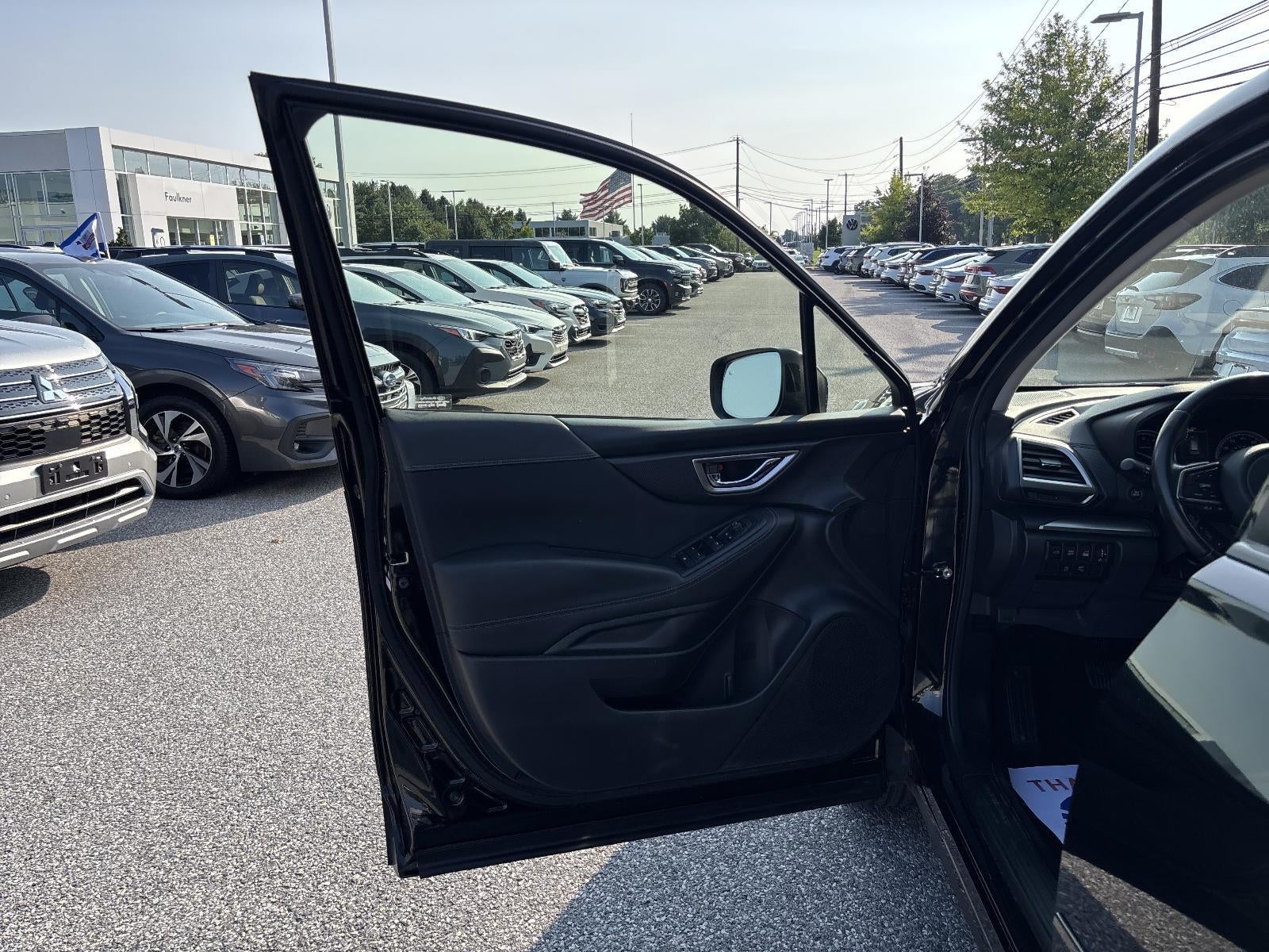 2023 Subaru Forester Premium CVT