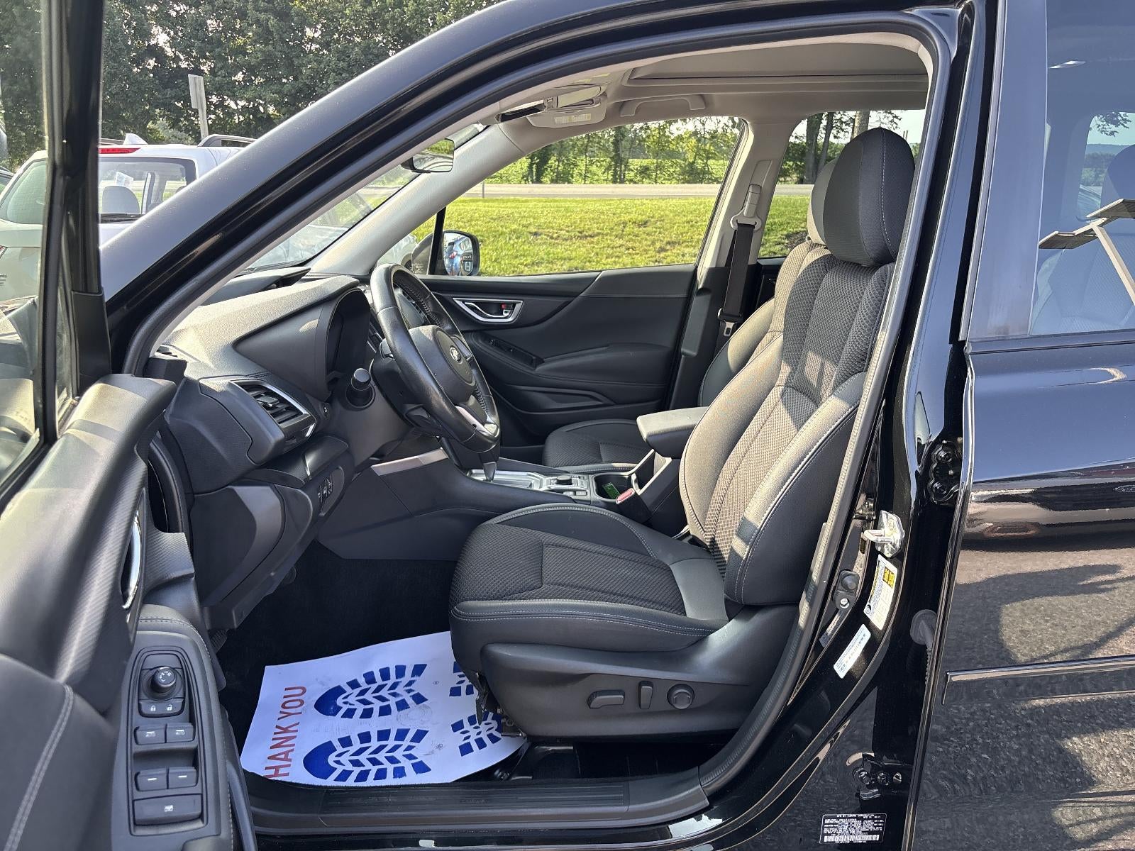 2023 Subaru Forester Premium CVT