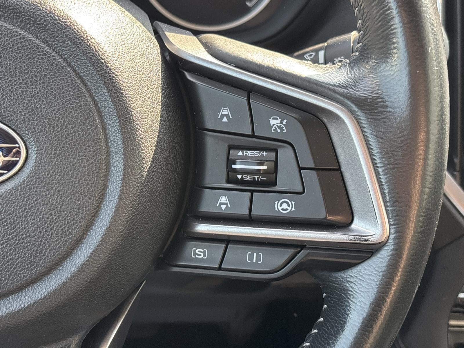 2023 Subaru Forester Premium CVT
