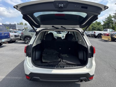 2023 Subaru Forester Premium CVT