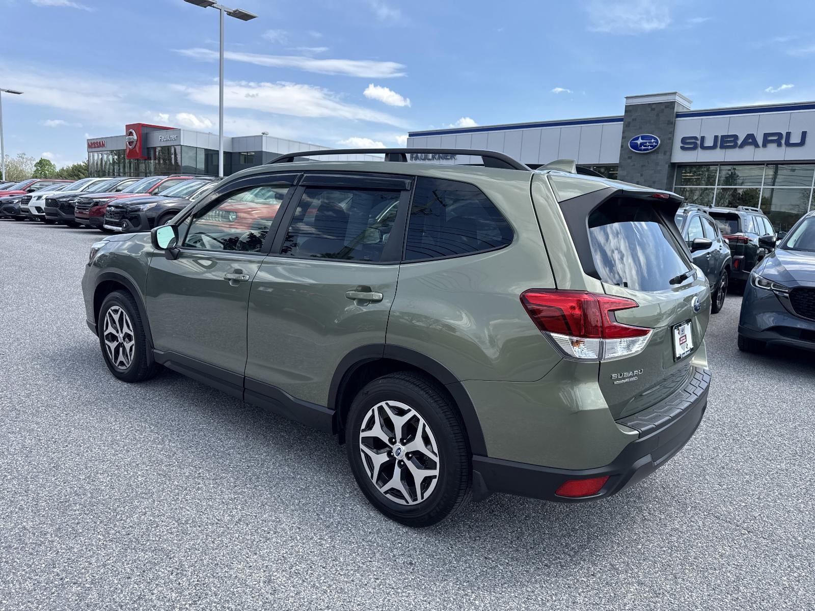2021 Subaru Forester Premium CVT