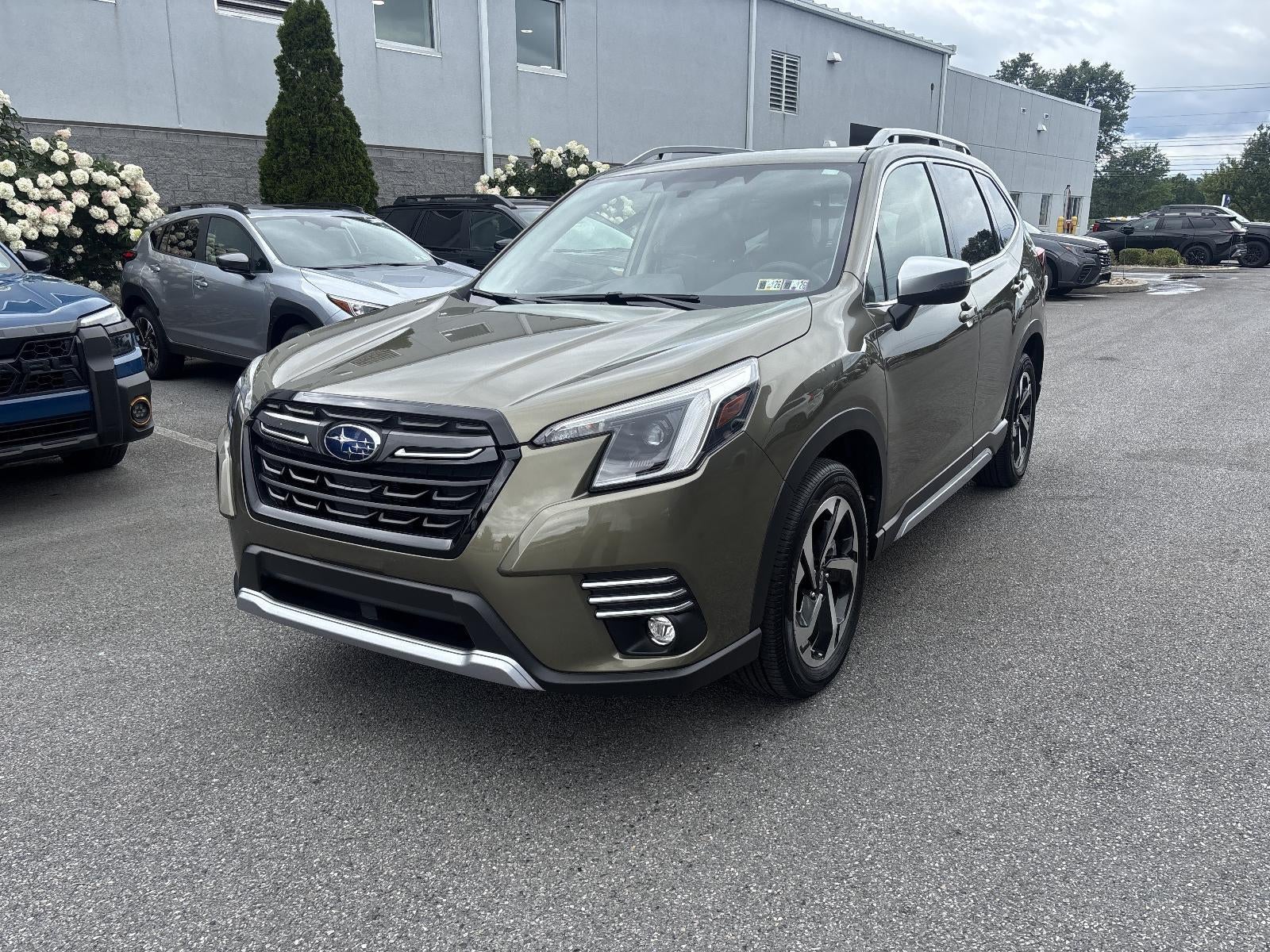 2023 Subaru Forester Touring CVT