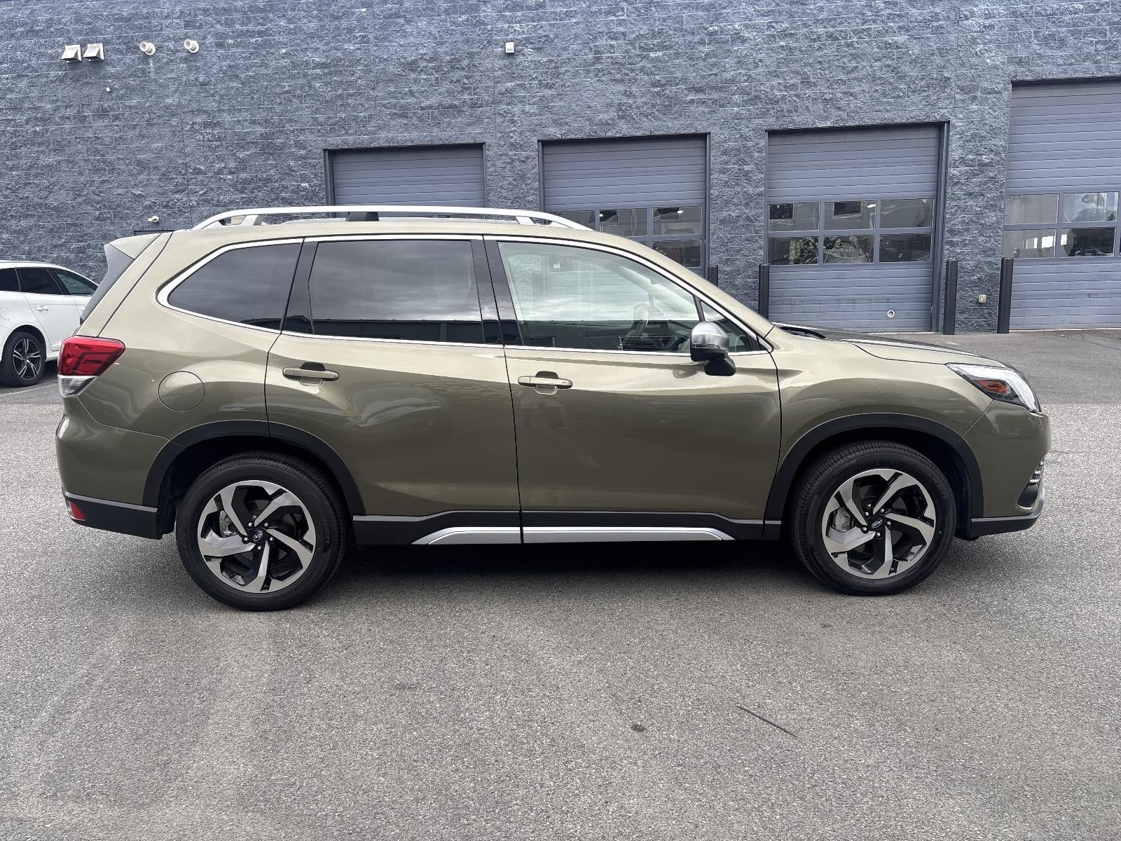 2023 Subaru Forester Touring CVT