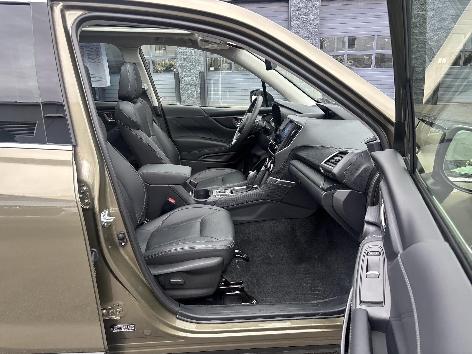 2023 Subaru Forester Touring CVT