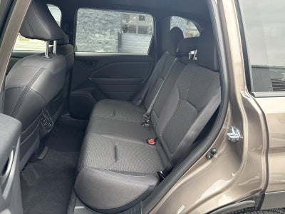 2025 Subaru Forester Premium AWD