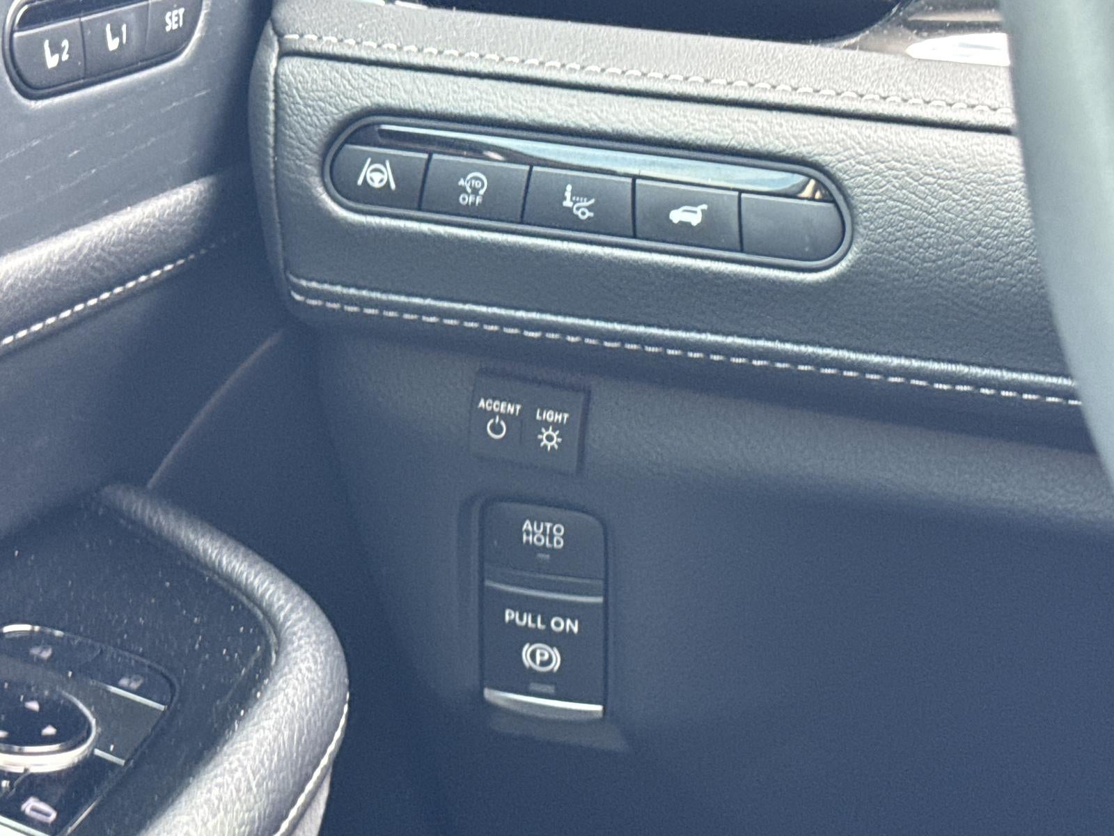 2025 INFINITI QX80 SENSORY AWD