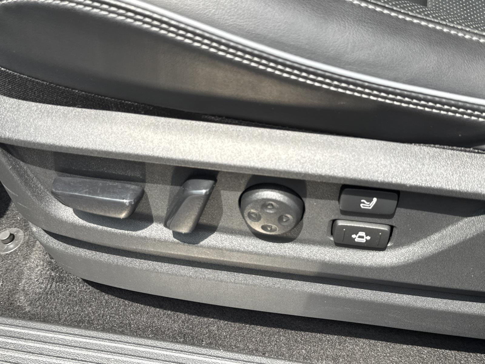 2025 INFINITI QX80 SENSORY AWD