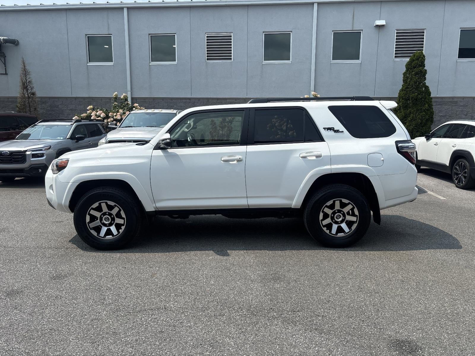 2024 Toyota 4Runner TRD Off Road Premium 4WD (Natl)