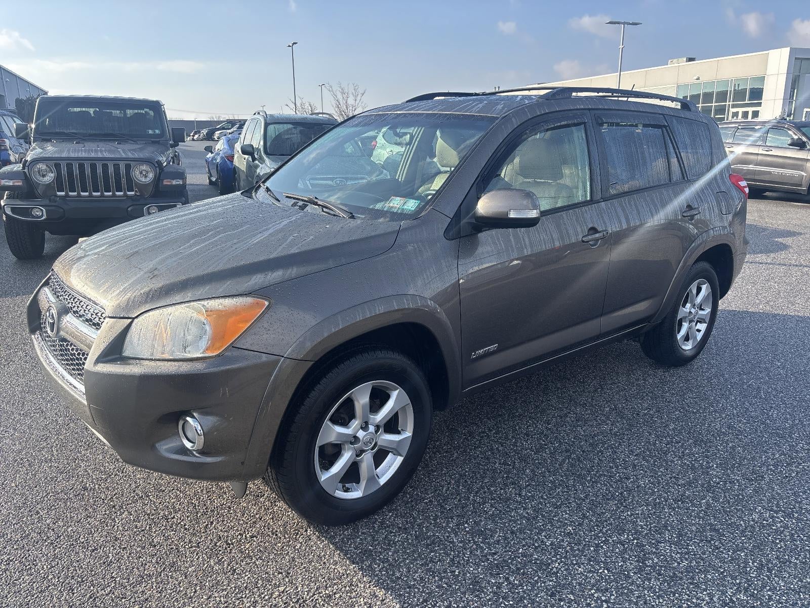 2010 Toyota RAV4 FWD 4dr 4-cyl 4-Spd AT Ltd (Natl)