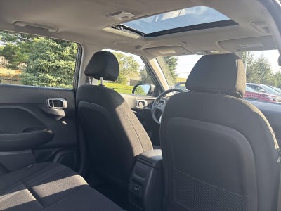 2025 Hyundai VENUE Limited IVT