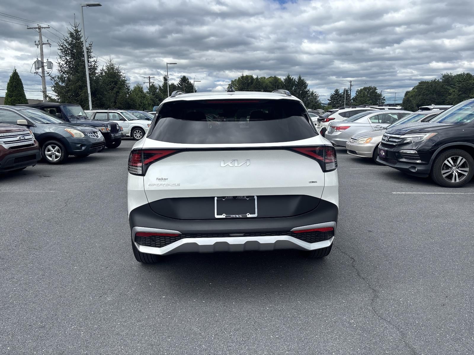 2025 Kia Sportage Hybrid EX AWD