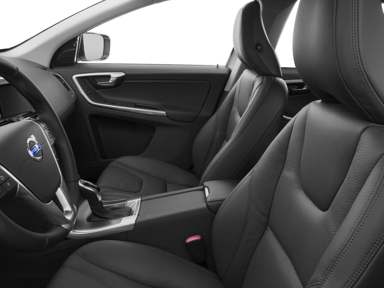 2016 Volvo XC60 AWD 4dr T6 Drive-E