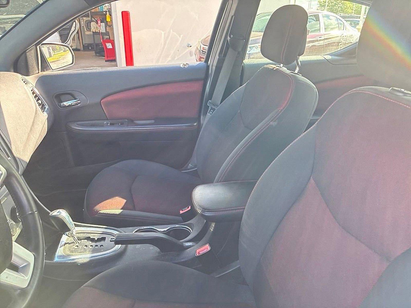 2012 Dodge Avenger 4dr Sdn SXT Plus