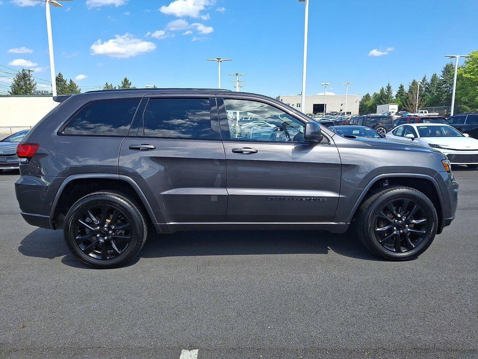 2021 Jeep Grand Cherokee Laredo X 4x4