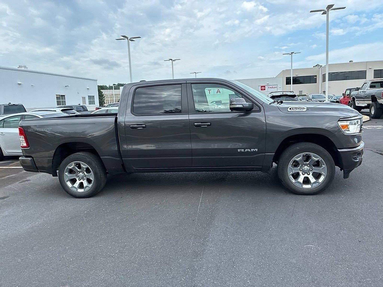 2022 RAM 1500 Big Horn 4x4 Crew Cab 5'7" Box