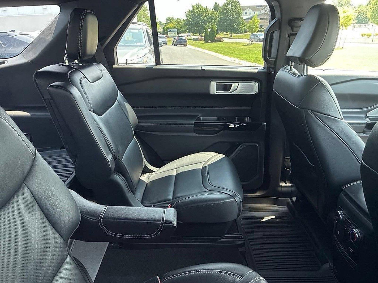 2022 Ford Explorer ST 4WD