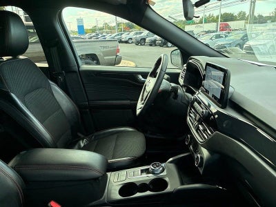 2025 Ford Escape ST-Line Select AWD