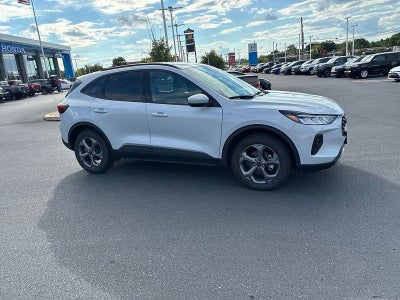 2025 Ford Escape ST-Line Select AWD