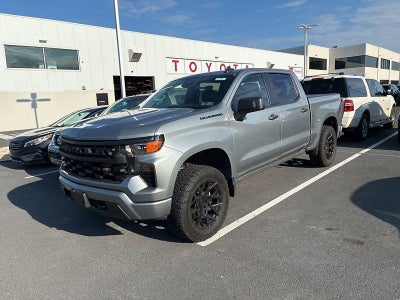 2023 Chevrolet Silverado 1500 Crew Cab Short Box 4-Wheel Drive Custom
